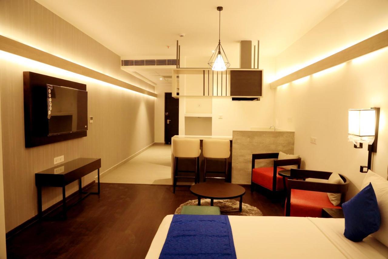 Deccan Serai Grande, Gachibowli, Hotel